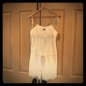 ADORABLE cream romper!